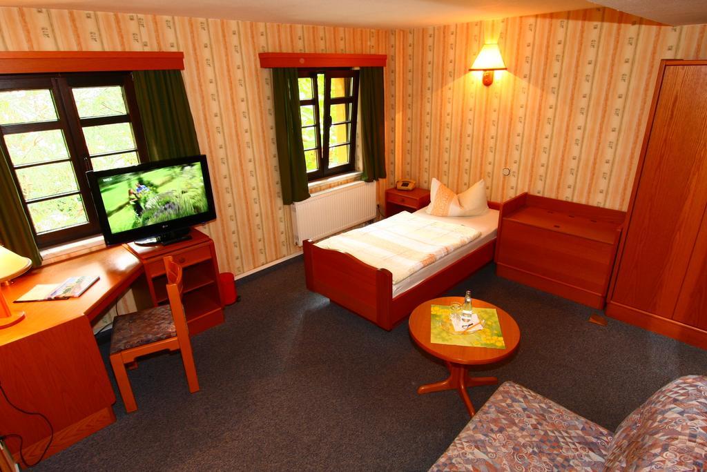 Hotel Wenzels Hof Zwethau Exterior photo